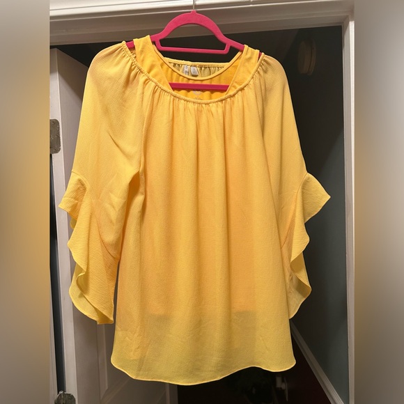 Yellow Off-Shoulder Ruffle Sleeve Top - Picture 6 of 6